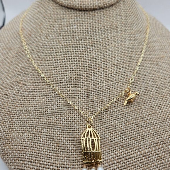(NWT) 14k GF Caged Bird Flies Free Dainty Chain Necklace Handmade Vintage - Picture 11 of 16
